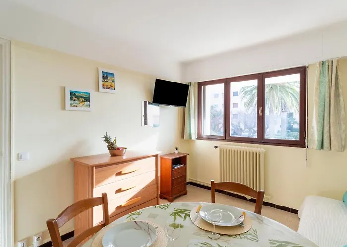 Le Grand Large-3 By Interhome Lägenhet Le Lavandou